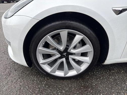 Pearl White Multi-Coat 2020 Tesla Model 3 Long Range