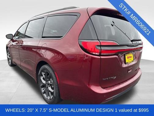 2021 Chrysler Pacifica Touring
