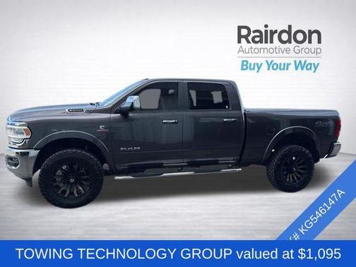 2019 RAM 2500 Laramie Crew Cab 4x4 6'4' Box