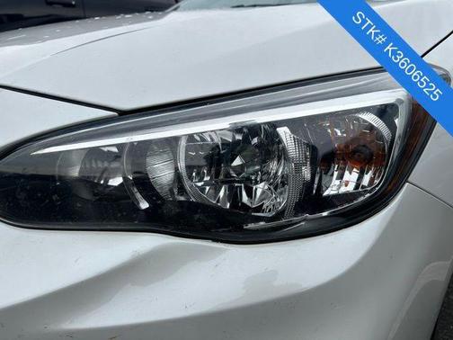 2019 Subaru Impreza 2.0i