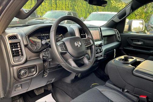 2026 RAM 1500 Warlock Crew Cab 4x4 5'7' Box