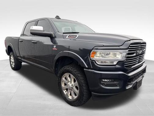 2022 RAM 2500 Laramie Crew Cab 4x4 6'4' Box