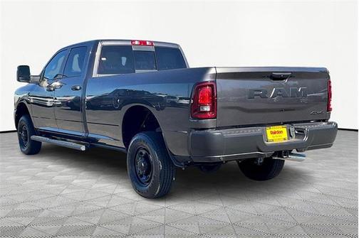 2025 RAM 2500 Tradesman Crew Cab 4x4 8' Box