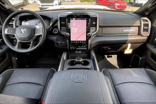 2026 RAM 3500 Laramie Crew Cab 4x4 8' Box