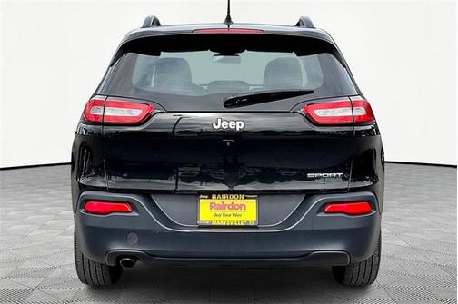 2016 Jeep Cherokee Sport