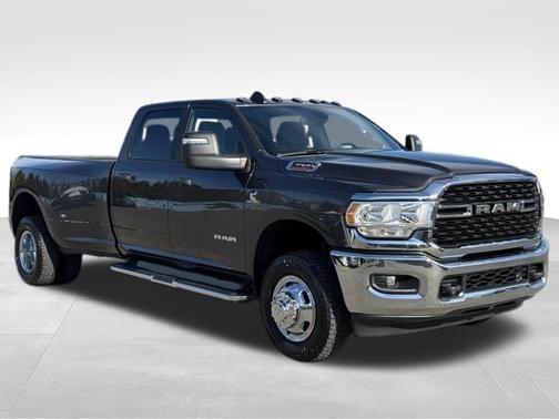 2024 RAM 3500 Big Horn Crew Cab 4x4 8' Box