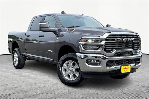 2025 RAM 2500 Big Horn Crew Cab 4x4 6'4' Box