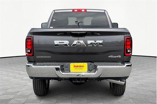 2025 RAM 2500 Big Horn Crew Cab 4x4 6'4' Box