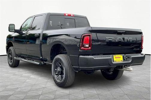 2025 RAM 2500 Tradesman Crew Cab 4x4 6'4' Box
