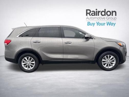 Titanium Silver 2018 Kia Sorento L