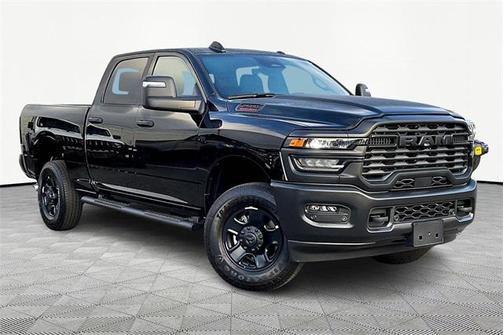 2025 RAM 2500 Tradesman Crew Cab 4x4 6'4' Box