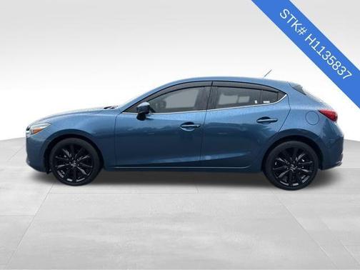 2017 Mazda Mazda3 Touring 2.5