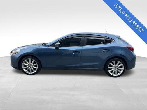 2017 Mazda Mazda3 Touring 2.5