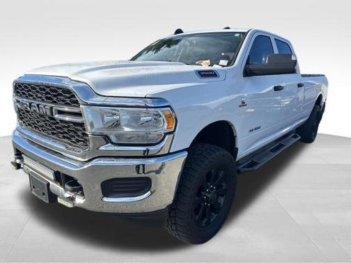 2019 RAM 3500 Tradesman Crew Cab 4x4 8' Box
