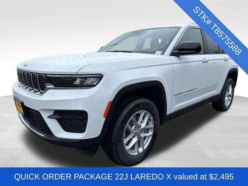 Bright White Clearcoat 2026 Jeep Grand Cherokee Altitude