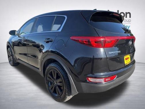 Black Cherry 2017 Kia Sportage LX