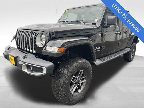 2022 Jeep Gladiator Overland