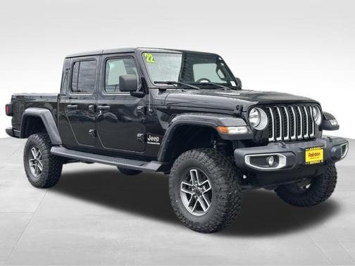 2022 Jeep Gladiator Overland