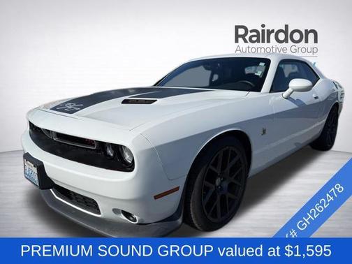 Bright White Clearcoat 2016 Dodge Challenger R/T Scat Pack