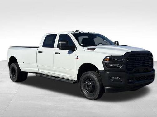 2026 RAM 3500 Tradesman Crew Cab 4x4 8' Box