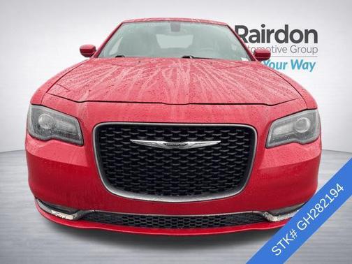 2016 Chrysler 300 S