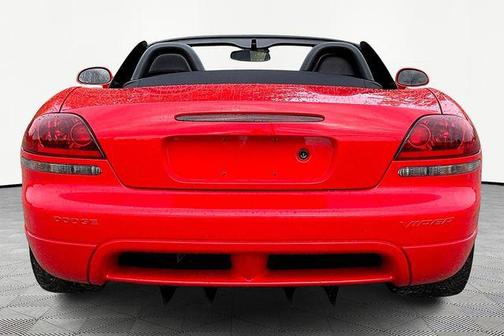 2004 Dodge Viper SRT10