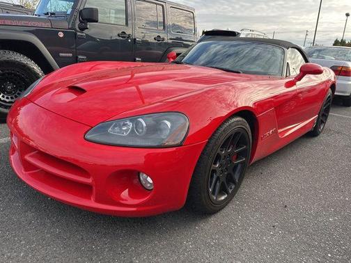 2004 Dodge Viper SRT10