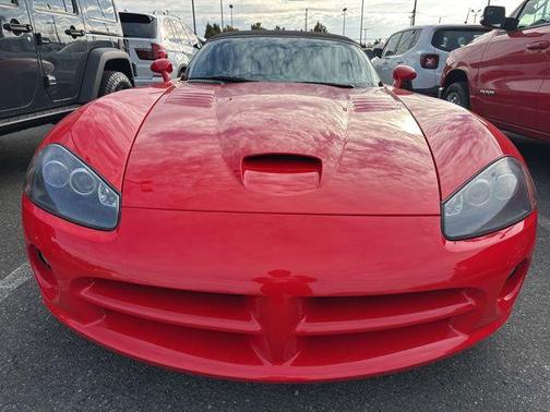 2004 Dodge Viper SRT10