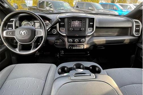 2024 RAM 2500 Big Horn Crew Cab 4x4 6'4' Box