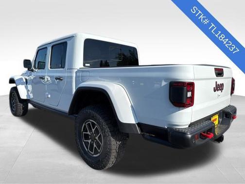 Bright White Clearcoat 2026 Jeep Gladiator Rubicon