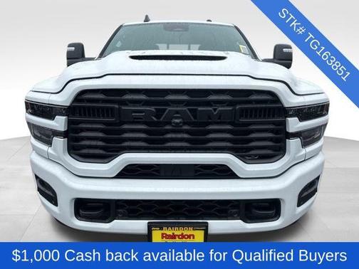 2026 RAM 2500 Tradesman Crew Cab 4x4 6'4' Box