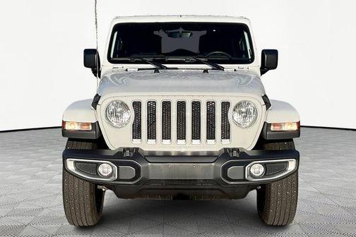 2023 Jeep Wrangler 4-Door Sahara