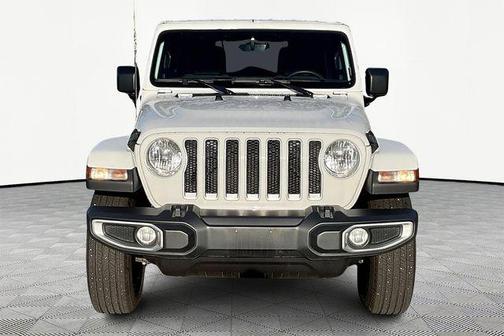 2023 Jeep Wrangler 4-Door Sahara