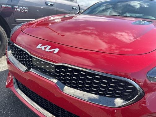 2022 Kia Stinger GT1