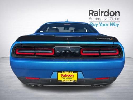 B5 Blue Pearlcoat 2023 Dodge Challenger R/T Scat Pack