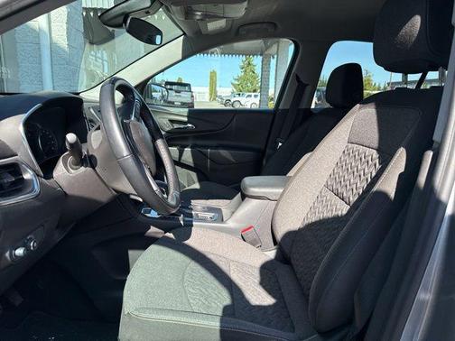 Sterling Gray Metallic 2024 Chevrolet Equinox 1LT