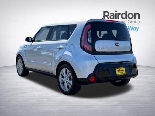 Bright Silver 2016 Kia Soul +