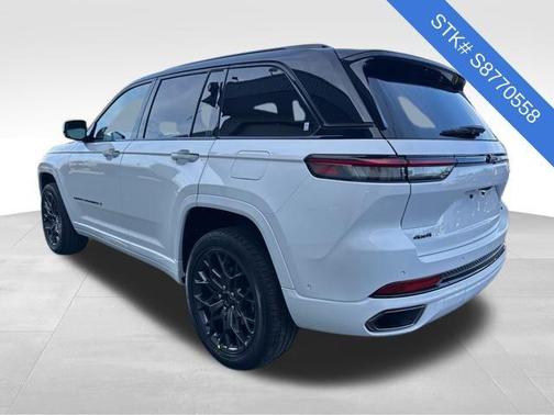 2025 Jeep Grand Cherokee Summit