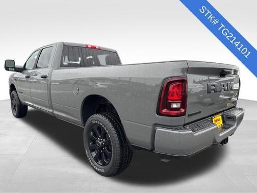 2026 RAM 3500 Big Horn Crew Cab 4x4 8' Box