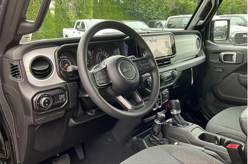 2025 Jeep Gladiator Sport