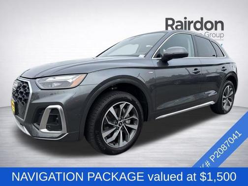 Daytona Gray Pearl Effect 2023 Audi Q5 45 S line Premium Plus