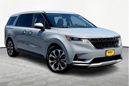 2024 Kia Carnival EX