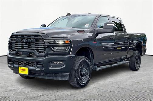 2025 RAM 2500 Tradesman Crew Cab 4x4 6'4' Box