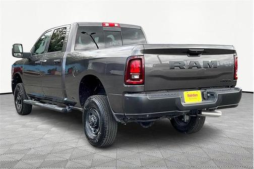 2025 RAM 2500 Tradesman Crew Cab 4x4 6'4' Box