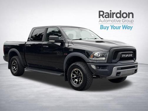 Brilliant Black Crystal Pearl 2016 RAM 1500 Rebel