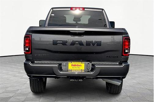2025 RAM 2500 Big Horn Crew Cab 4x4 6'4' Box