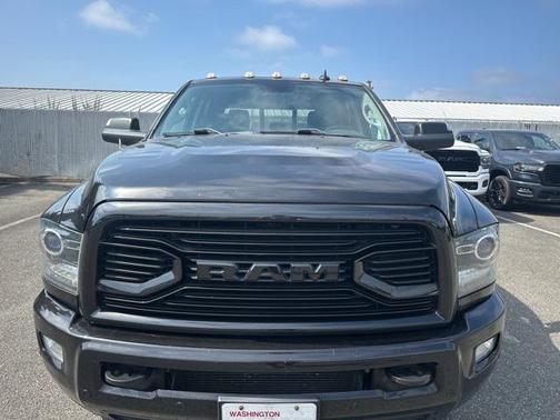 2018 RAM 2500 Laramie Crew Cab 4x4 6'4' Box