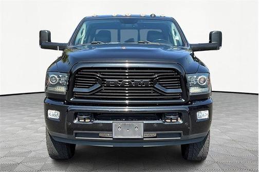 2018 RAM 2500 Laramie Crew Cab 4x4 6'4' Box