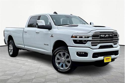 2025 RAM 2500 Laramie Crew Cab 4x4 8' Box