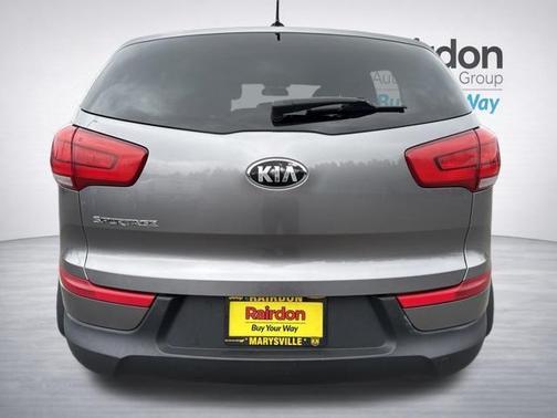 Mineral Silver 2014 Kia Sportage LX